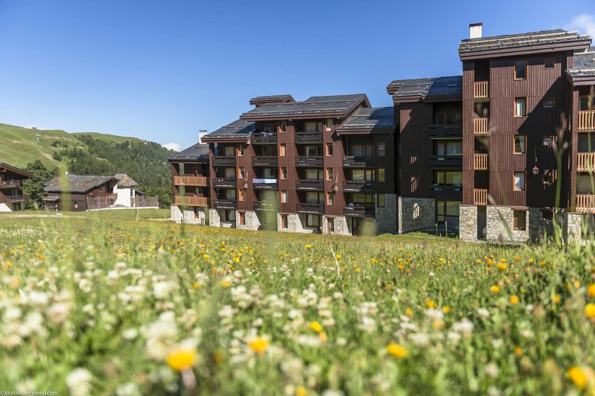 Macot-la-Plagne Residence Pierre & Vacances Les Chalets Des Arolles المظهر الخارجي الصورة