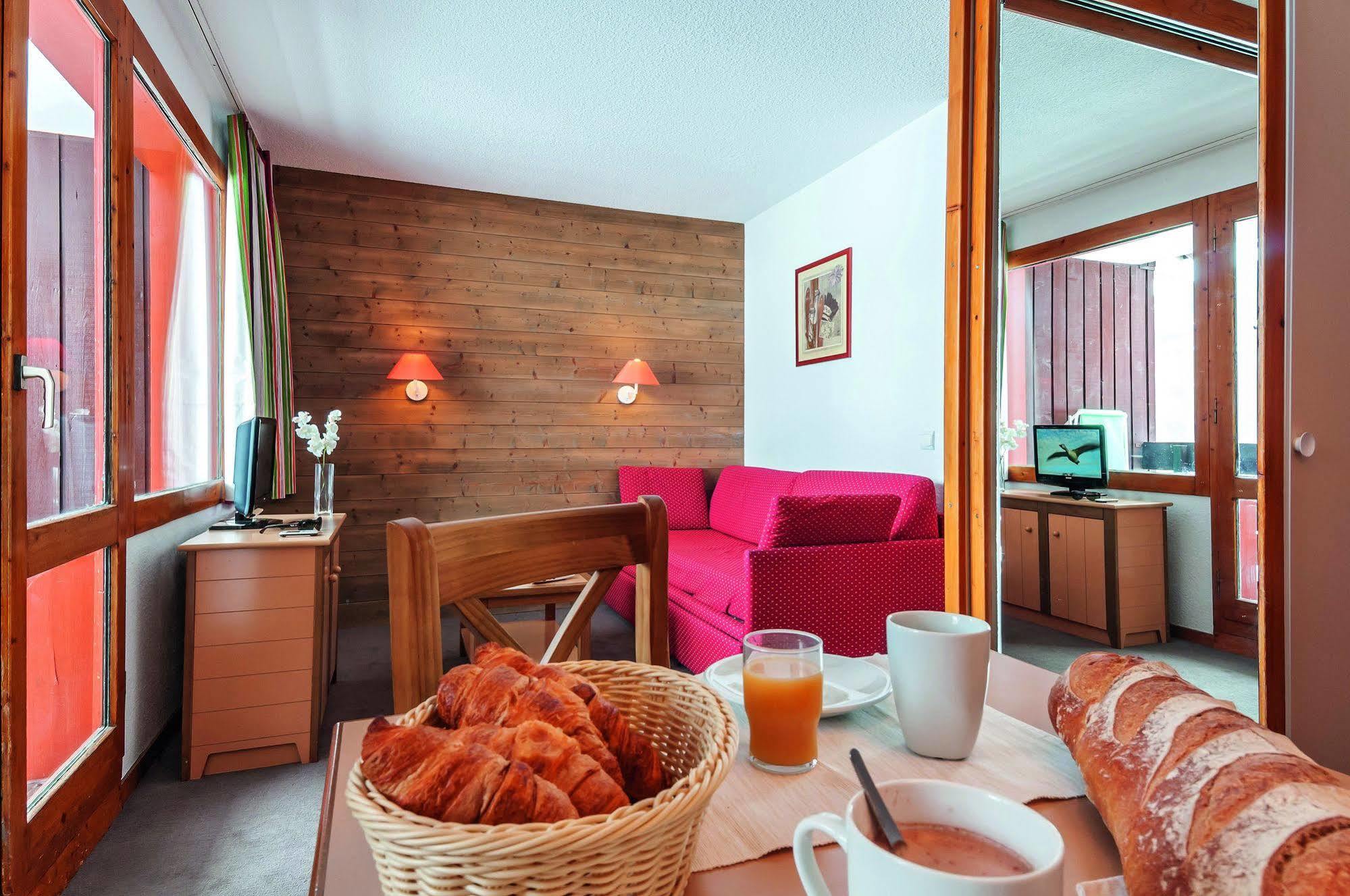 Macot-la-Plagne Residence Pierre & Vacances Les Chalets Des Arolles المظهر الخارجي الصورة